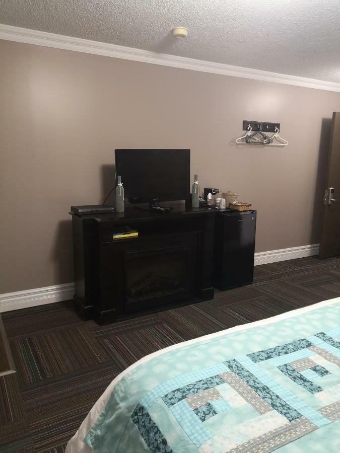 Seaport Inn Port Union Εξωτερικό φωτογραφία